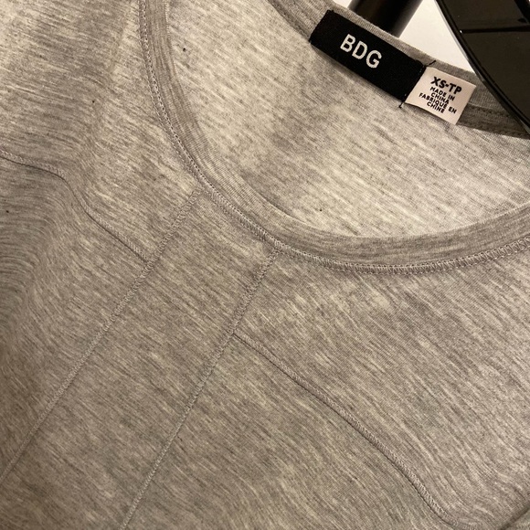 NWOT BDG T-SHIRT DRESS - Picture 4 of 6